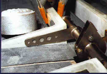 eleva03.jpg - 9.72 K  Left weldment half