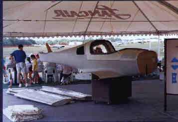 l360a110.jpg - 9.69 K  Fuselage in tent